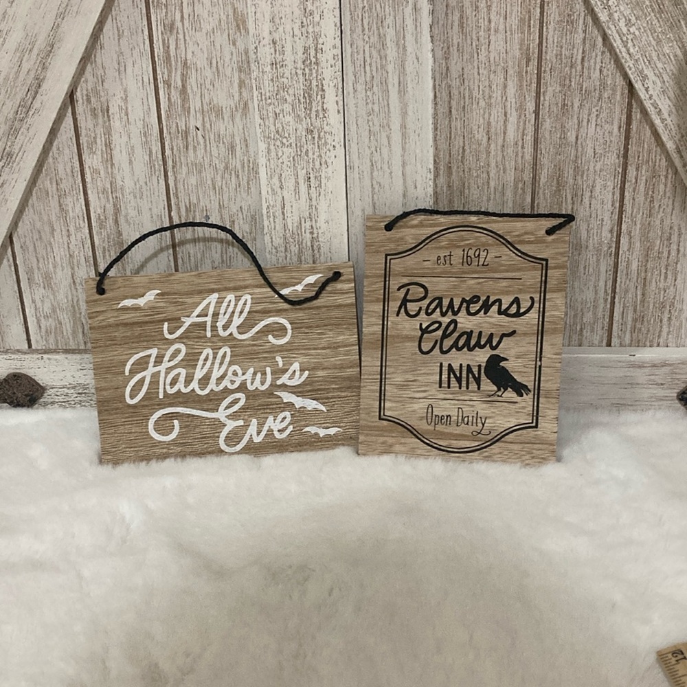Target BP 2019 Halloween Mini Hanging Signs